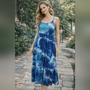 Discreet Blue Tie-Dye Maxi Dress, size Xlarge